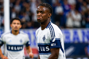 El joven delantero ecuatoriano Bruno Caicedo se destacó en la contundente victoria de su equipo, el Vancouver Whitecaps, que aplastó 5-0 al FC Dallas en el BC Place de Vancouver, en un partido de la temporada regular de la Major League Soccer.